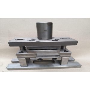 Khuôn đột dập đơn 02